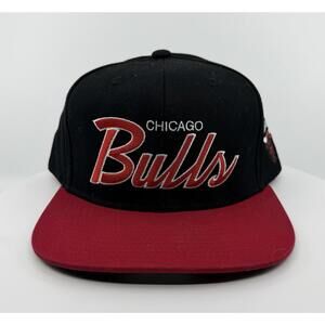 Chicago Bulls Hat Cap Snap Back Black Red NBA Basketball Logo Mitchell Ness Mens
